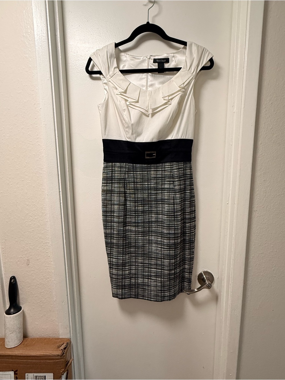 WHBM White & Black Plaid Pencil Skirt Dress - size 2